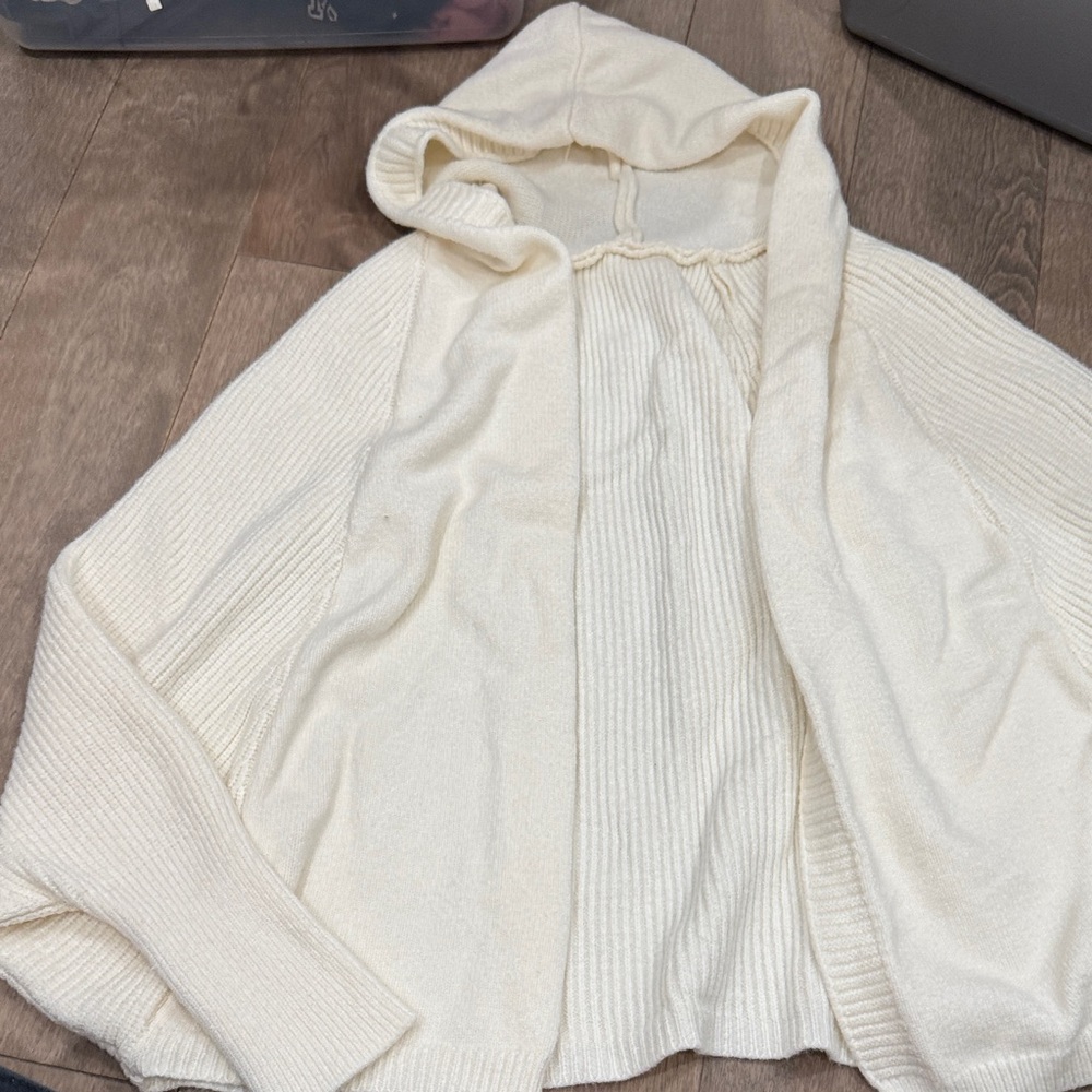 Women's Cream Hooded Sweater
